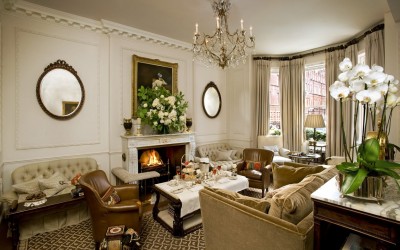 زیباتر شدن دکوراسیون با تزیین شومینه منازل