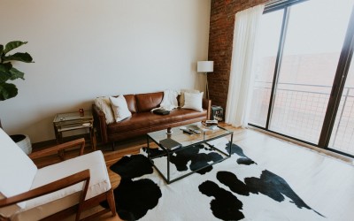 چگونه مبل چرم را در منزل تعمیر کنیم؟