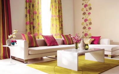 استفاده از کوسن های رنگی در دکوراسیون