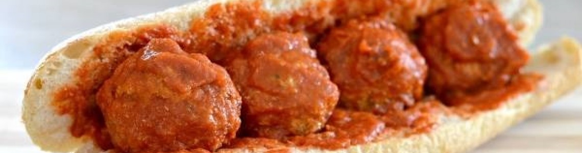 ساندویچ کوفته قلقلی ساندویچ کوفته قلقلی