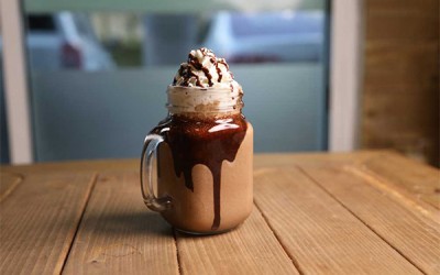 میلک شیک شکلاتی میلک شیک شکلاتی
