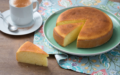 کیک اسفنجی ساده خانگی کیک اسفنجی ساده خانگی