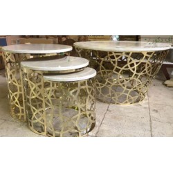 میز جلو مبلی و عسلی هندسی رنگ طلایی میز جلو مبلی و عسلی هندسی رنگ طلایی