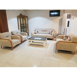 مبل راحتی کلاسیک مونت کومری مبل راحتی کلاسیک مونت کومری