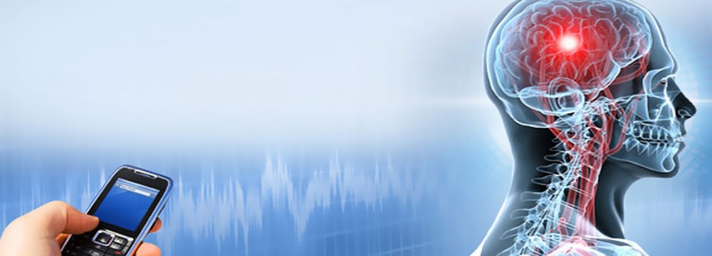 خطرات استفاده از موبایل در بارداری