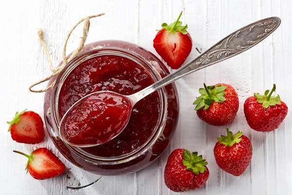 طرز تهیه مربای توت فرنگی