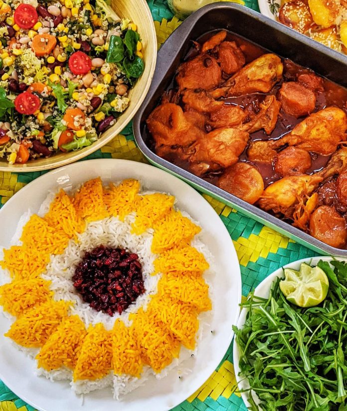 خورشت مرغ و آلو