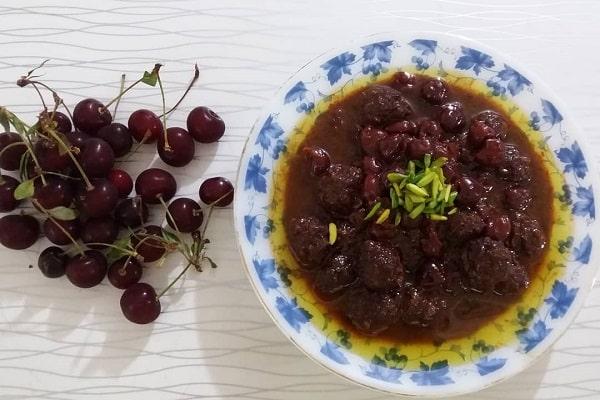 خورشت آلبالو مجلسی