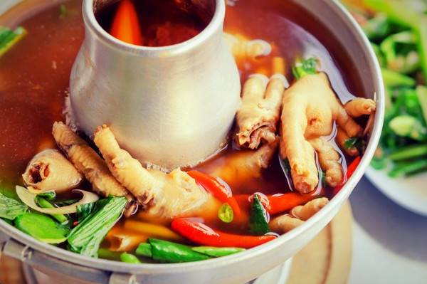 طرز تهیه سوپ پای مرغ