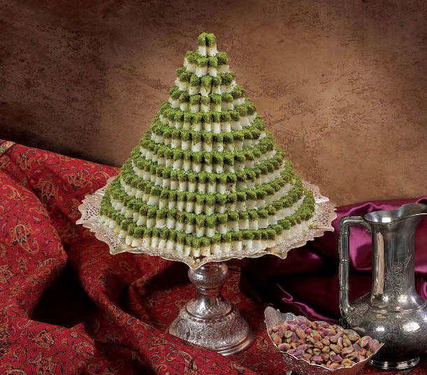 طرز تهیه شیرینی لوز پسته ای