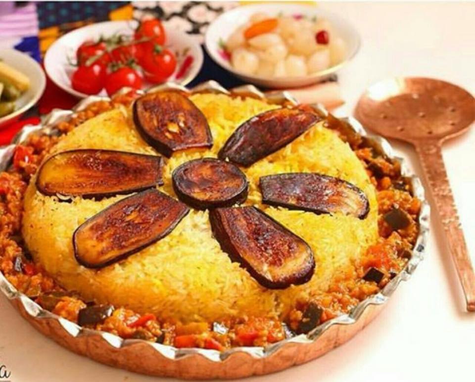 ته چین بادمجان و گوجه