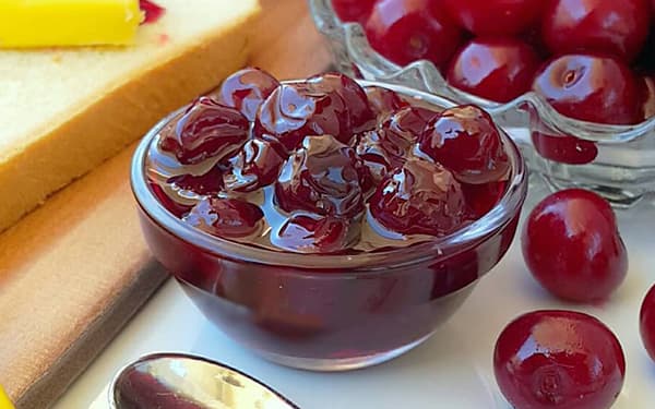 مربای آلبالو