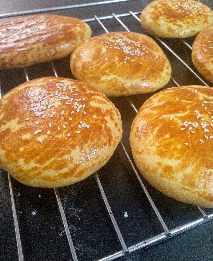 نان محلی خانگی
