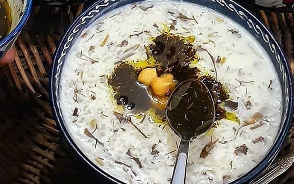 آش دوغ شیرازی