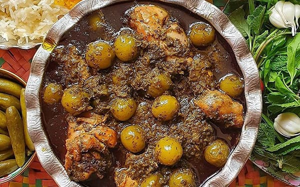 خورشت آلوچه